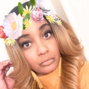 Meet your Posher, Andrea